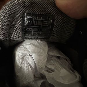 Hugo boss tennis shoes